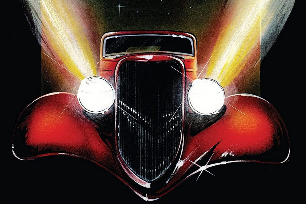 Le choix de la peinture "Red" n'est pas anodin dans une stratégie d'actif de collection. Cette teinte vive accentue les formes Fastback et souligne l'absence de pare-chocs, typique de la philosophie Hot Rod.